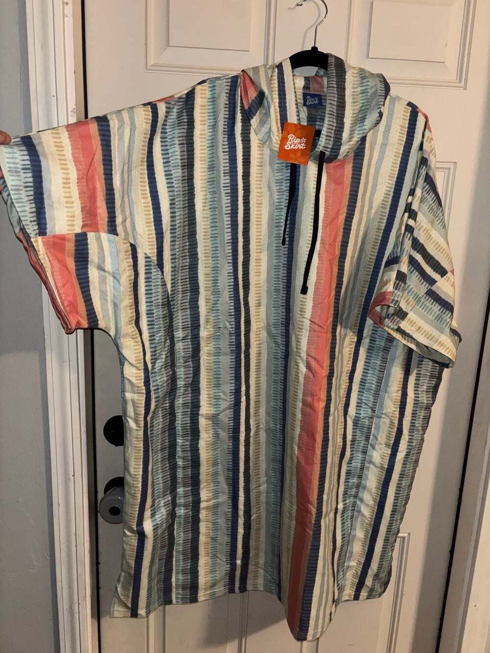 RipSkirt Hawaii Beach Hooded Changing Towel CoverUp Baja Stripe